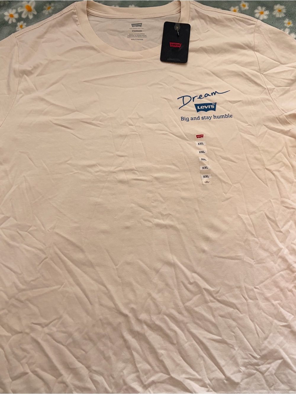 Levi's Light Pink 'Dream' Logo Crewneck Tee